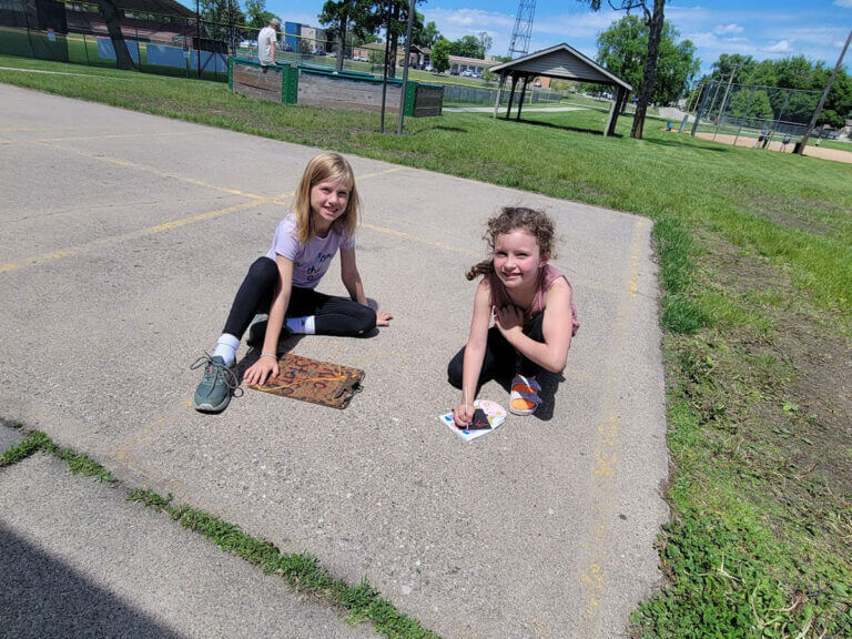 Twoyounggirlsplayingoutside Recfun